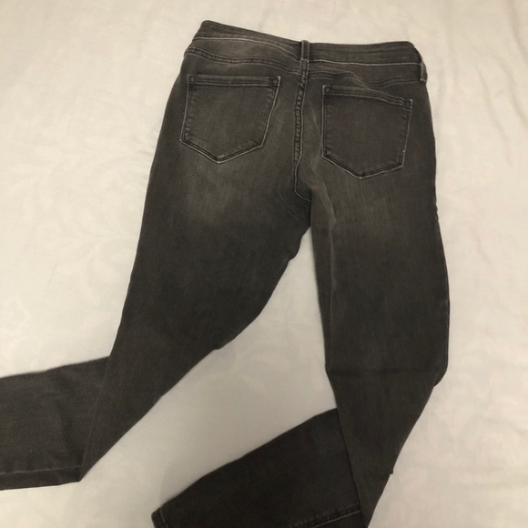 Jeans - Picture 6 of 6